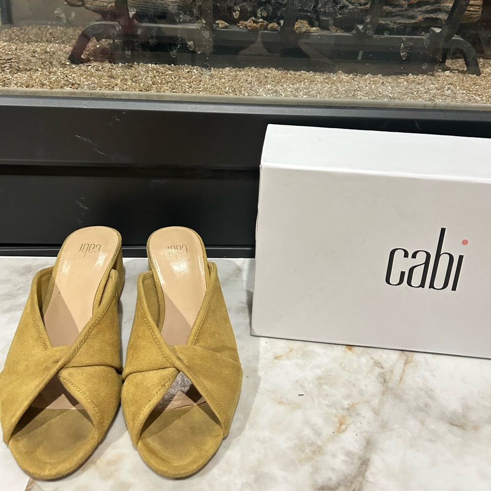 Cabi mustard heels